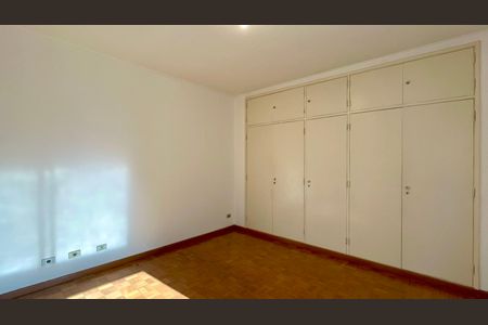 Apartamento à venda com 224m², 3 quartos e 2 vagasSuite