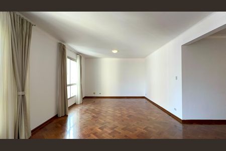 Apartamento à venda com 224m², 3 quartos e 2 vagasSala