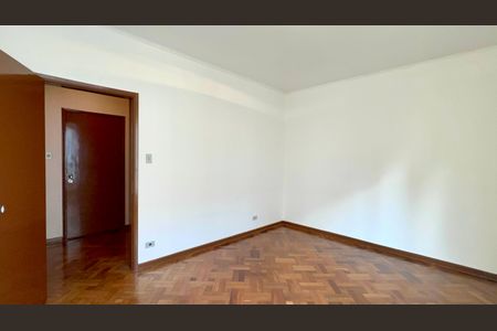 Apartamento à venda com 224m², 3 quartos e 2 vagasEscritório