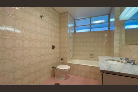 Apartamento à venda com 224m², 3 quartos e 2 vagasBanheiro