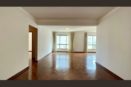 Apartamento à venda com 224m², 3 quartos e 2 vagasSala