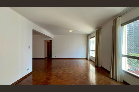Apartamento à venda com 224m², 3 quartos e 2 vagasSala
