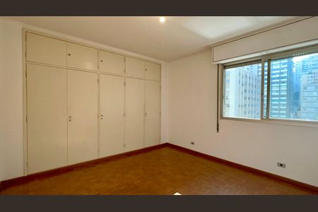 Apartamento à venda com 224m², 3 quartos e 2 vagasSuite