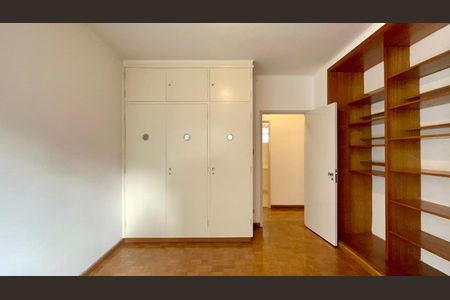 Apartamento à venda com 224m², 3 quartos e 2 vagasQuarto 1