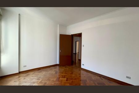 Apartamento à venda com 224m², 3 quartos e 2 vagasEscritório