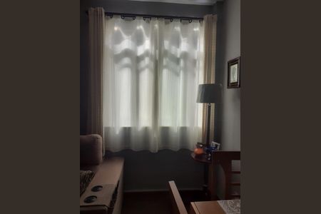 Sala de apartamento para alugar com 2 quartos, 45m² em Mosela, Petrópolis