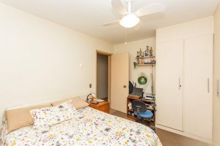 Apartamento para alugar com 181m², 3 quartos e sem vaga