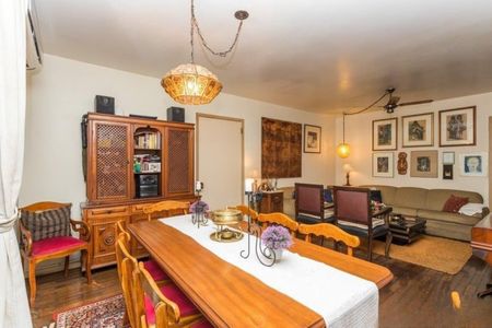 Apartamento para alugar com 181m², 3 quartos e sem vaga