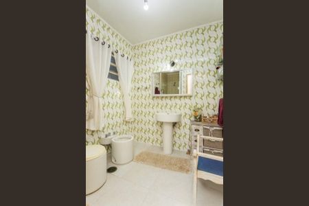 Apartamento para alugar com 181m², 3 quartos e sem vaga