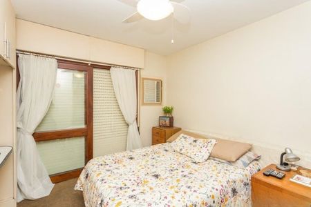 Apartamento para alugar com 181m², 3 quartos e sem vaga