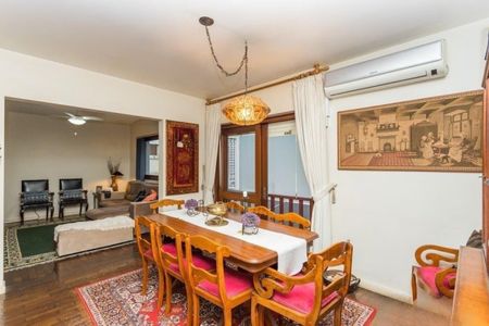 Apartamento para alugar com 181m², 3 quartos e sem vaga
