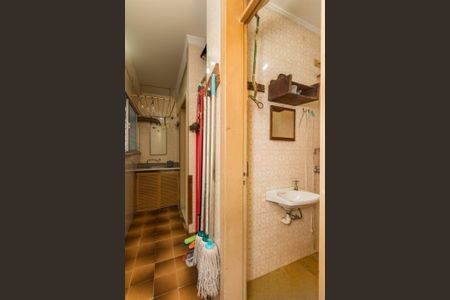 Apartamento para alugar com 181m², 3 quartos e sem vaga