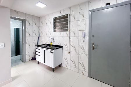 Apartamento para alugar com 36m², 2 quartos e sem vaga