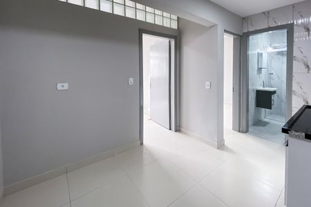 Apartamento para alugar com 36m², 2 quartos e sem vaga
