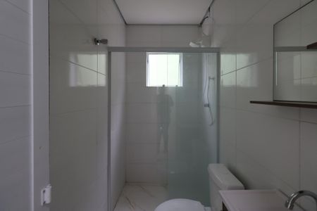 Banheiro de casa para alugar com 1 quarto, 42m² em Piraporinha, Diadema