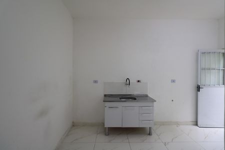 Casa para alugar com 42m², 1 quarto e sem vagaCozinha e Área de Serviço