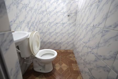 Casa à venda com 127m², 3 quartos e 1 vagaBanheiro 2