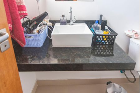 Casa à venda com 166m², 3 quartos e 3 vagas Casa à venda com 166m², 3 quartos e 3 vagasBanheiro do Quarto 3