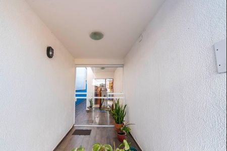Casa à venda com 166m², 3 quartos e 3 vagas Casa à venda com 166m², 3 quartos e 3 vagasHall entrada