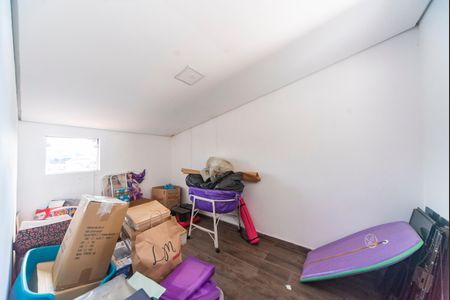Casa à venda com 166m², 3 quartos e 3 vagas Casa à venda com 166m², 3 quartos e 3 vagasQuarto cobertura