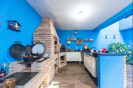 Casa à venda com 166m², 3 quartos e 3 vagas Casa à venda com 166m², 3 quartos e 3 vagasÁrea Gourmet