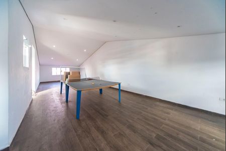 Casa à venda com 166m², 3 quartos e 3 vagas Casa à venda com 166m², 3 quartos e 3 vagasSalão Cobertura