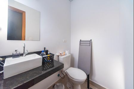 Casa à venda com 166m², 3 quartos e 3 vagas Casa à venda com 166m², 3 quartos e 3 vagasBanheiro do Quarto 3