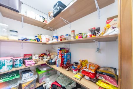 Casa à venda com 166m², 3 quartos e 3 vagas Casa à venda com 166m², 3 quartos e 3 vagasDespensa