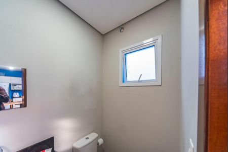 Casa à venda com 166m², 3 quartos e 3 vagas Casa à venda com 166m², 3 quartos e 3 vagasLavabo da Área Gourmet