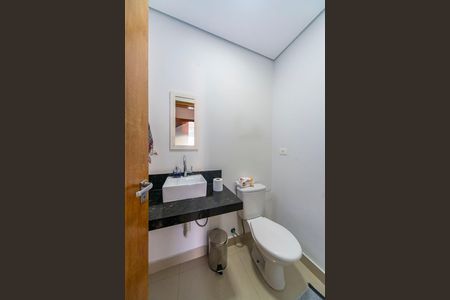 Casa à venda com 166m², 3 quartos e 3 vagas Casa à venda com 166m², 3 quartos e 3 vagasLavabo