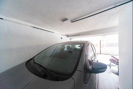 Casa à venda com 166m², 3 quartos e 3 vagas Casa à venda com 166m², 3 quartos e 3 vagasGaragem