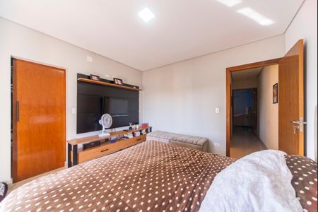 Casa à venda com 166m², 3 quartos e 3 vagas Casa à venda com 166m², 3 quartos e 3 vagasQuarto 1