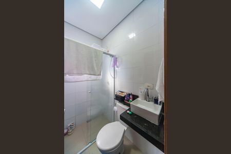 Casa à venda com 166m², 3 quartos e 3 vagas Casa à venda com 166m², 3 quartos e 3 vagasBanheiro do Quarto 2