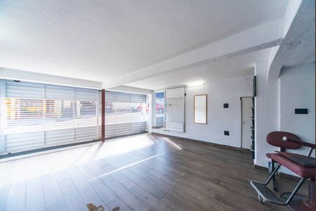 Casa à venda com 166m², 3 quartos e 3 vagas Casa à venda com 166m², 3 quartos e 3 vagasGaragem