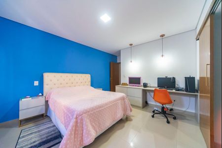 Casa à venda com 166m², 3 quartos e 3 vagas Casa à venda com 166m², 3 quartos e 3 vagasQuarto 2