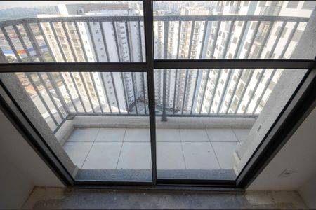 Apartamento para alugar com 44m², 2 quartos e sem vagaSala - Sacada