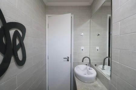Apartamento para alugar com 120m², 3 quartos e 1 vaga Apartamento para alugar com 120m², 3 quartos e 1 vagaBanheiro Social