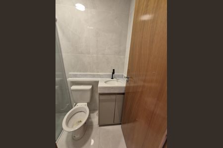 Banheiro  de apartamento à venda com 1 quarto, 29m² em Penha de França, São Paulo