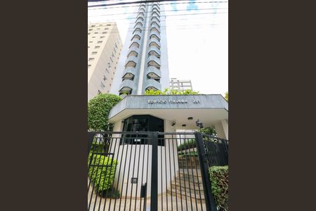 Apartamento para alugar com 55m², 1 quarto e 1 vaga