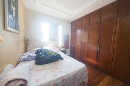 Apartamento à venda com 137m², 3 quartos e 2 vagas Apartamento à venda com 137m², 3 quartos e 2 vagasSuíte