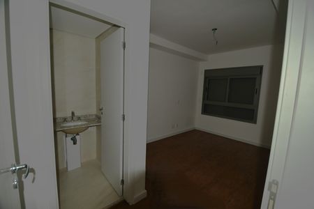 Apartamento à venda com 119m², 3 quartos e 2 vagasQuarto 2 - Suíte