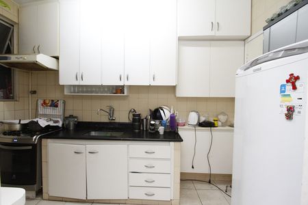 Cozinha de apartamento à venda com 3 quartos, 100m² em Grajaú, Belo Horizonte
