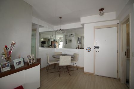 Sala de apartamento para alugar com 2 quartos, 78m² em Barra Olímpica, Rio de Janeiro
