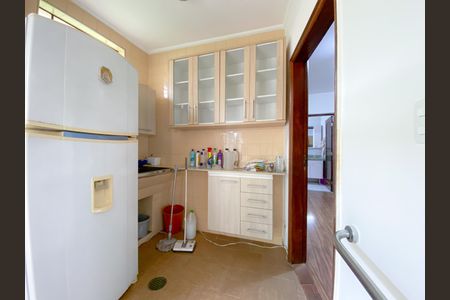 Casa para alugar com 240m², 2 quartos e 4 vagas Casa para alugar com 240m², 2 quartos e 4 vagasÁrea de Serviço