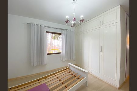 Casa para alugar com 240m², 2 quartos e 4 vagas Casa para alugar com 240m², 2 quartos e 4 vagasQuarto 2