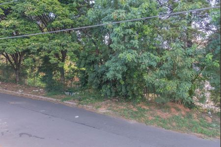 Casa à venda com 750m², 4 quartos e 6 vagas Casa à venda com 750m², 4 quartos e 6 vagasVista da Varanda