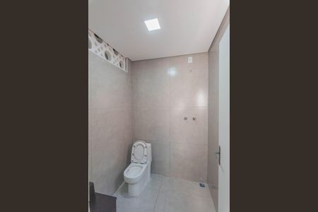 Casa à venda com 750m², 4 quartos e 6 vagas Casa à venda com 750m², 4 quartos e 6 vagasBanheiro da Suíte 2