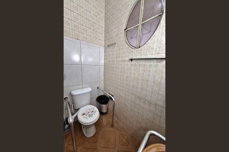 Casa para alugar com 200m², 3 quartos e 2 vagas Casa para alugar com 200m², 3 quartos e 2 vagasBanheiro