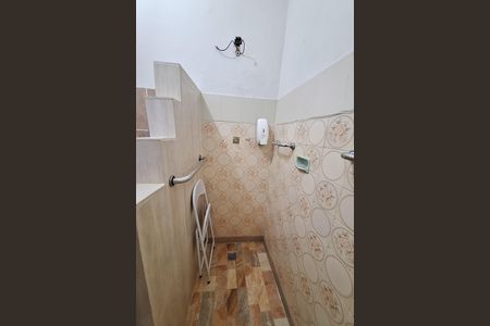 Casa para alugar com 200m², 3 quartos e 2 vagas Casa para alugar com 200m², 3 quartos e 2 vagasBanheiro 2