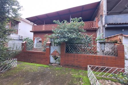 Casa para alugar com 200m², 3 quartos e 2 vagas Casa para alugar com 200m², 3 quartos e 2 vagasFachada